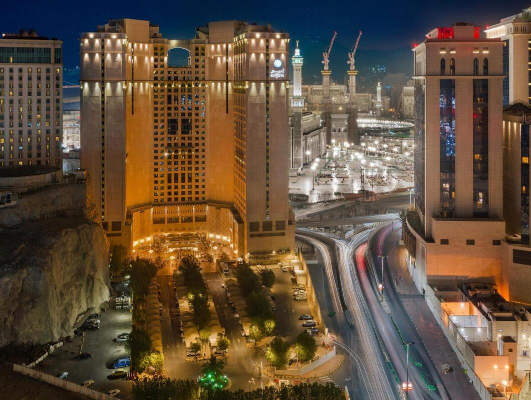 3 ŞUBAT'TA / 7 GÜN UMRE / HAREME YAKIN 5* OTELLERDE